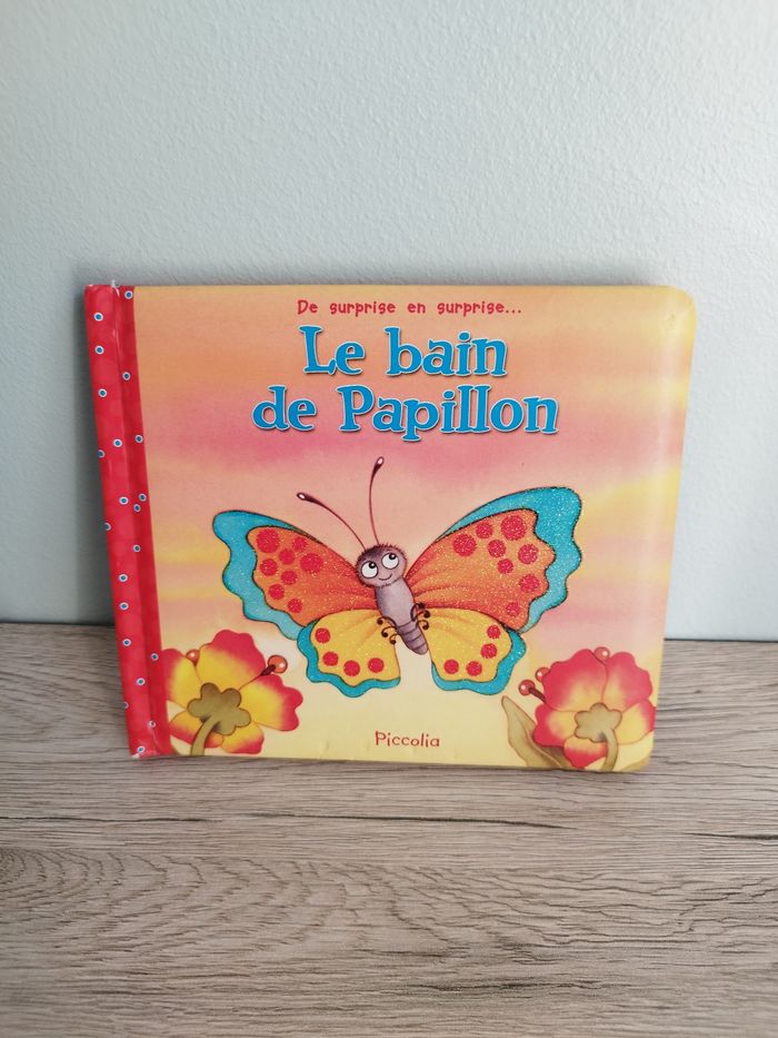 Livre à Rabat le banc de papillon