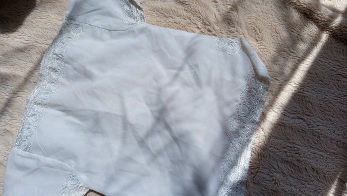 Tunique blanche bebe 🔄 - photo numéro 4