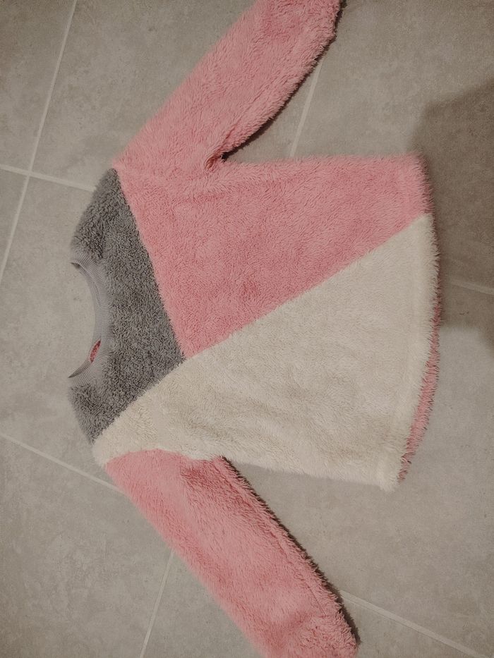 Pull tricolore