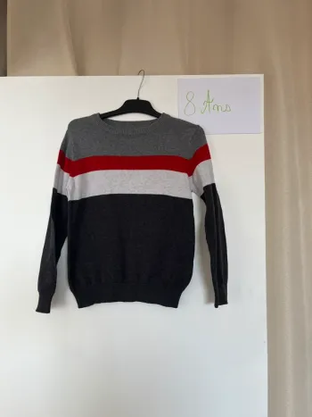 Pull 8 ans