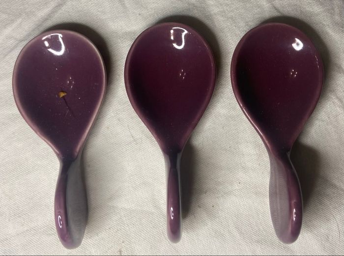 Lot de 3 petites cuillères aubergines