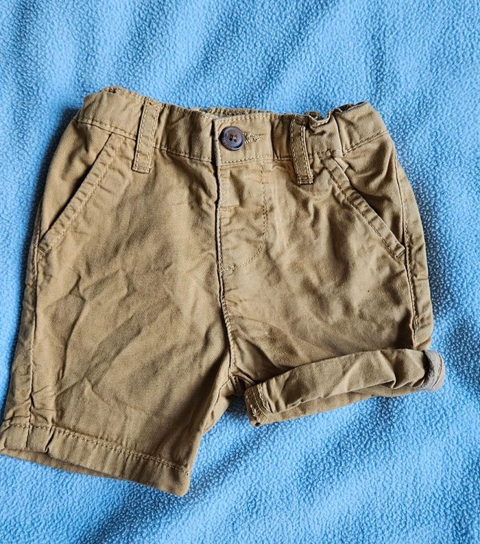 Short bermuda