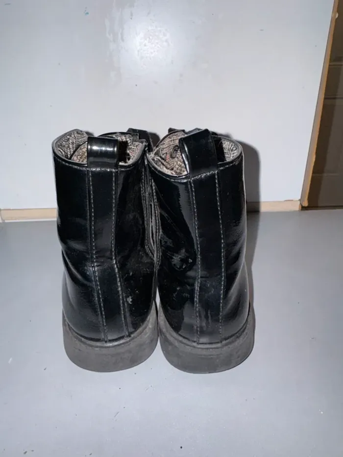 Bottines noires pointure 34 - photo numéro 3