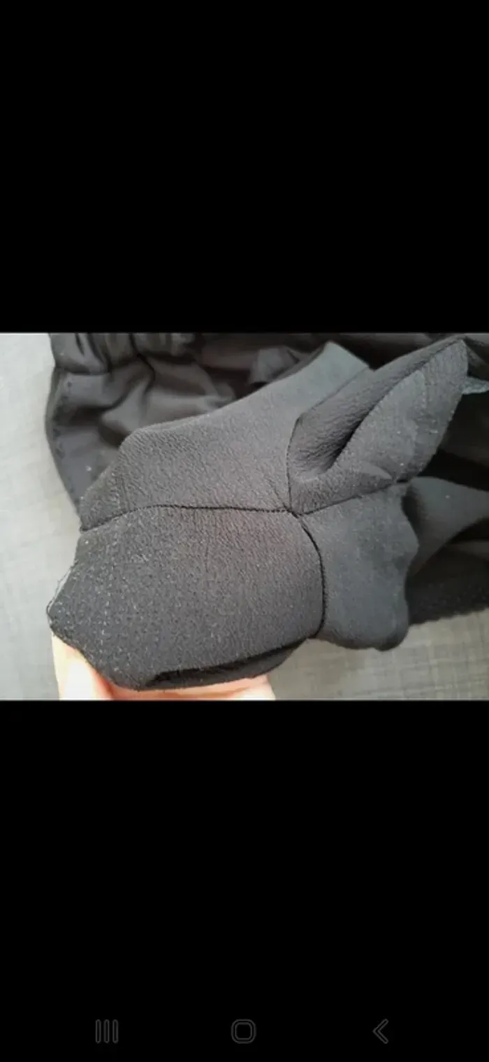 Short court noir - photo numéro 7