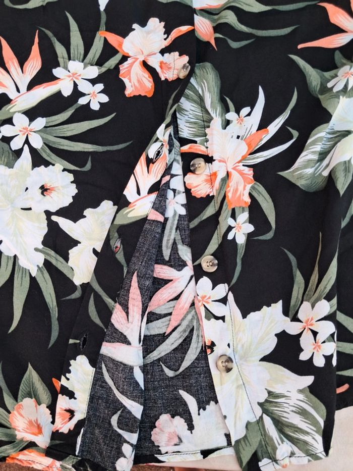Belle robe 👗 courte boutonnée, noire à motifs floraux - T38 - Divided par H&M - photo numéro 7