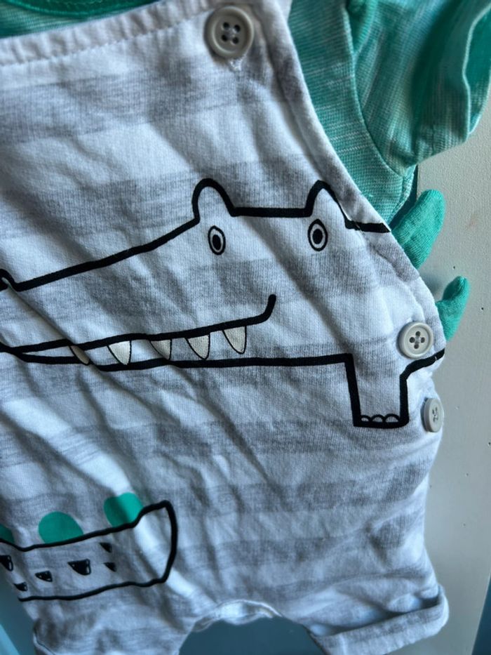 Ensemble salopette et body manches courtes , naissance - photo numéro 3