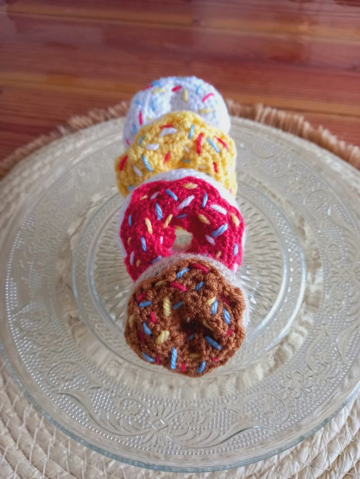 Dînette pâtisseries 4 donuts au crochet 🌈 - photo numéro 4