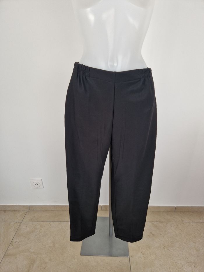 Pantalon noir élastique - photo numéro 2