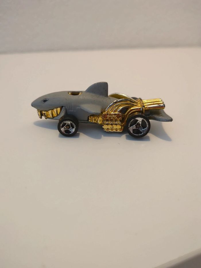 Hot Wheels 1986 voiture requin  Sharkruiser - photo numéro 2