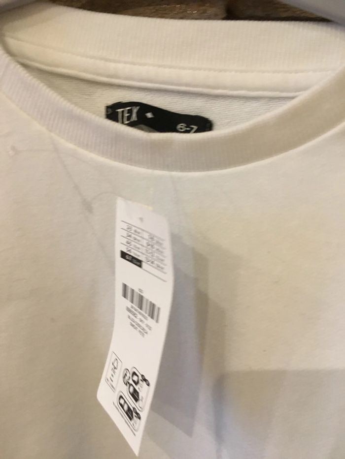 Pull tie & dye 6-7 ans Neuf avec étiquette - photo numéro 2