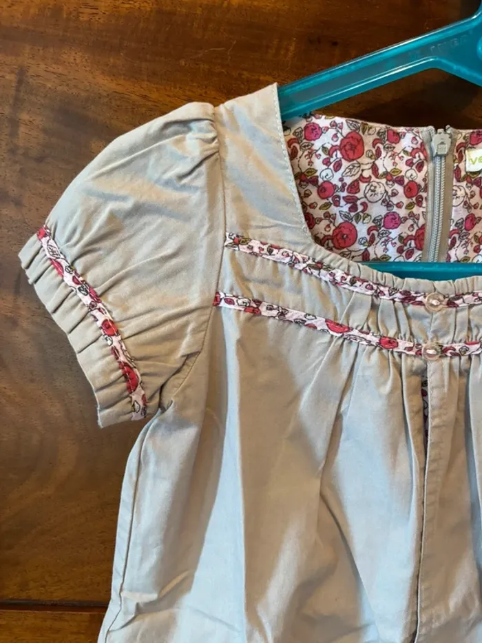 Robe Vertbaudet 5 ans parfait état - photo numéro 2