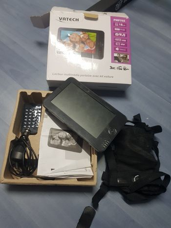 Lecteur multimédia portable avec kit voiture