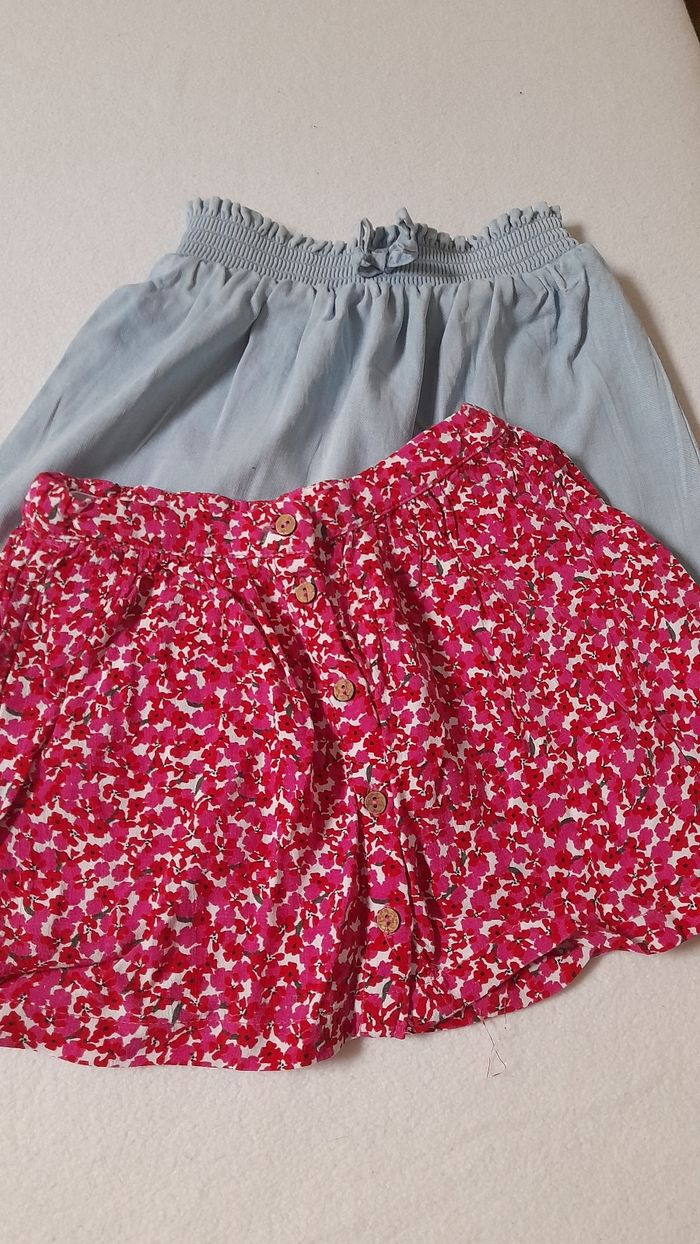 Lot jupes fille 3ans