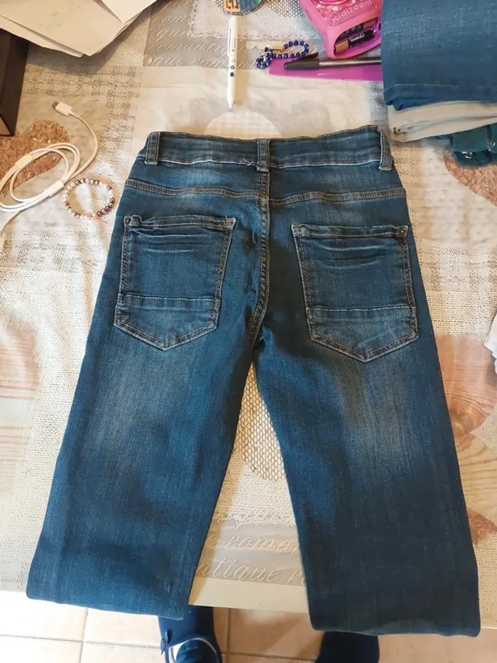 Jean skinny Kiabi 10A neuf - photo numéro 8