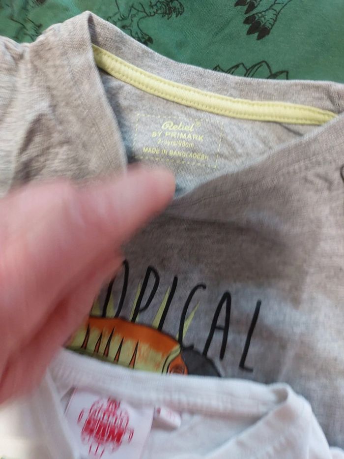 Lot tee-shirts - photo numéro 3