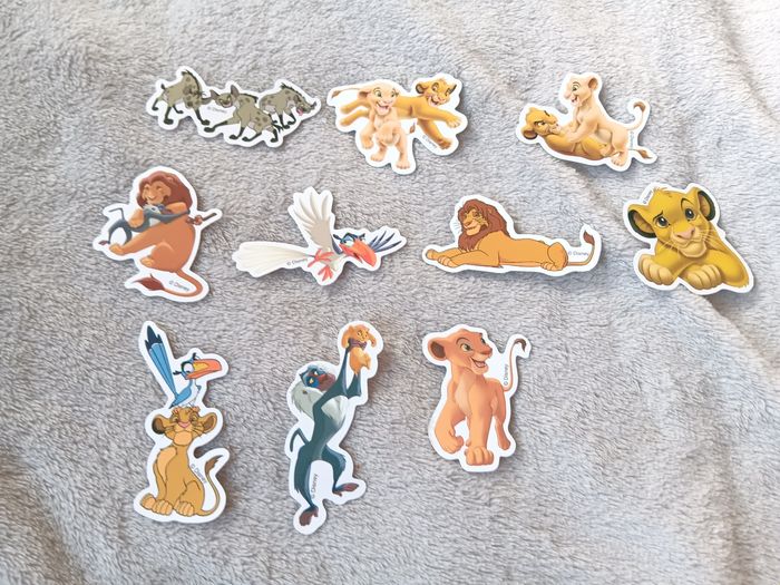 Lot 15 stickers roi lion