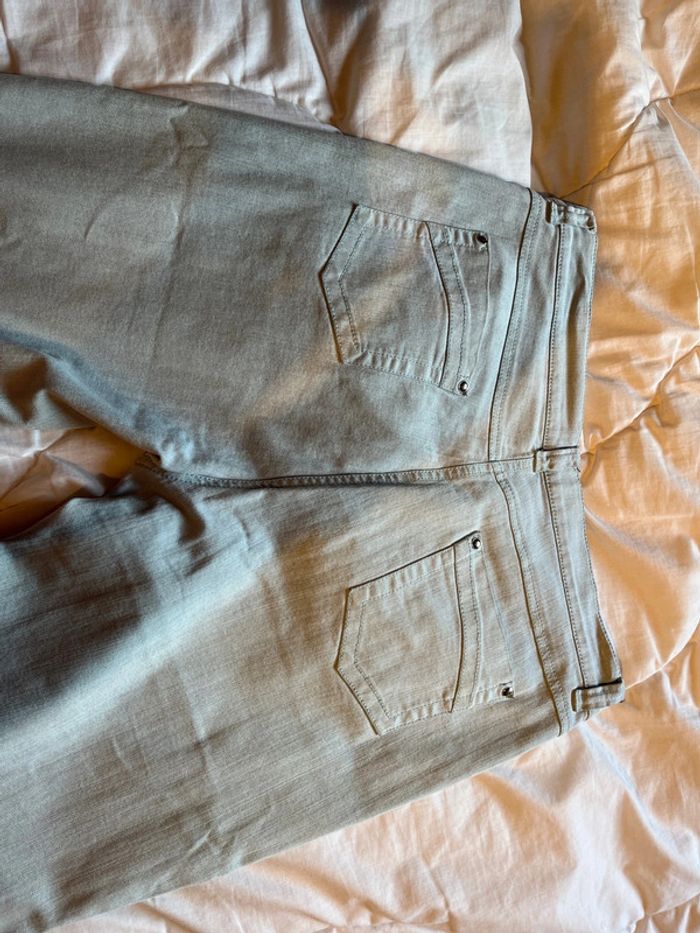 Jean femme - photo numéro 3