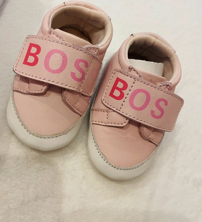 Petites chaussures / Baskets Boss Rose taille 16 - photo numéro 5
