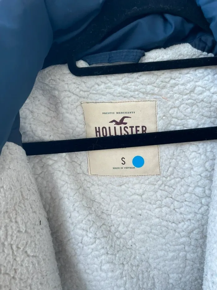 Doudoune hollister - photo numéro 2