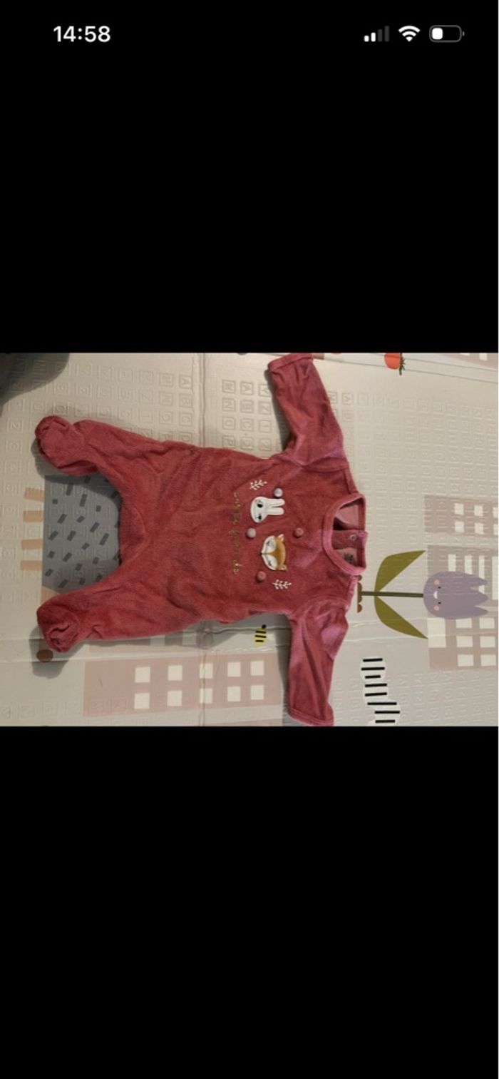 Lot pyjama 1 mois - photo numéro 5