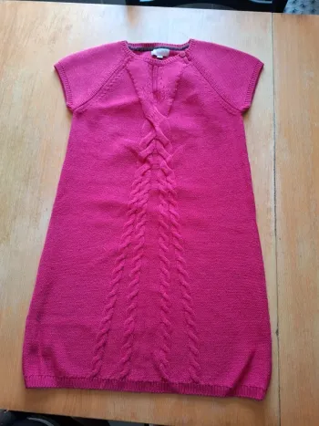 Robe pull rose brillant