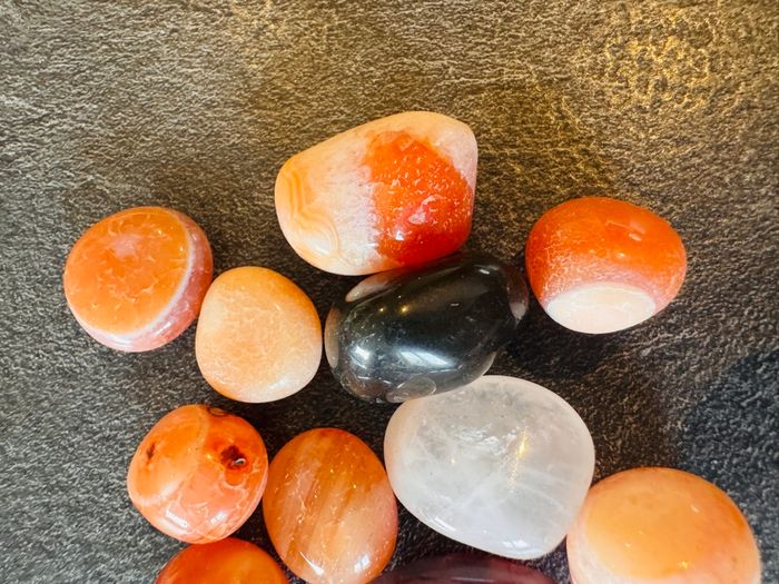 Lot 50 g pierres polies naturelles – Agates, quartz, obsidienne, améthyste (65 g total) - photo numéro 4