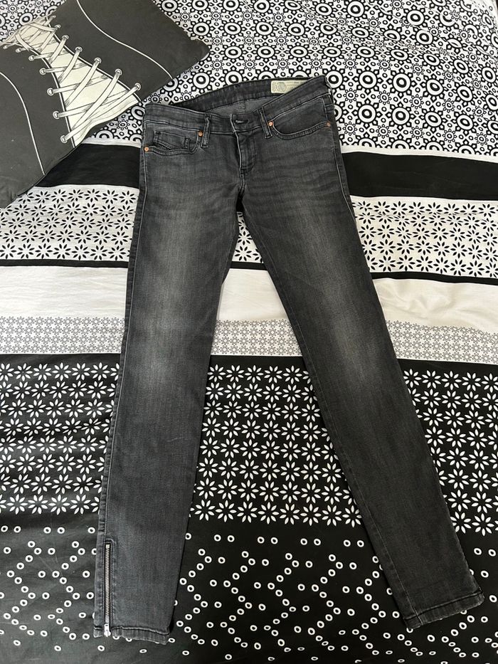 Jean Diesel  skinny taille 36 - photo numéro 2