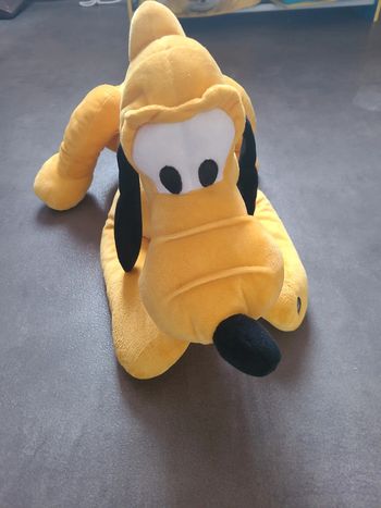 Peluche plutôt avec son