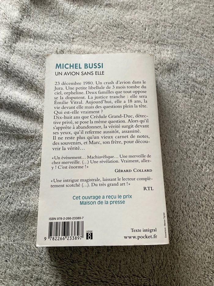 #un avion sans elle Michel Bussi. ) - photo numéro 3