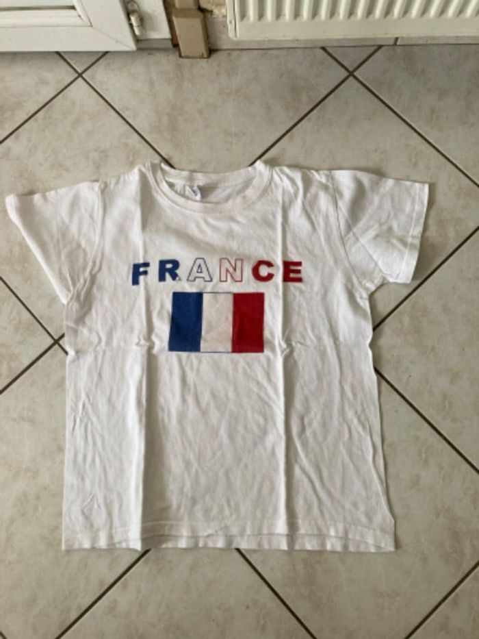 TEE shirt L