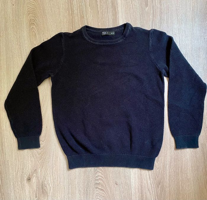 Pull noir