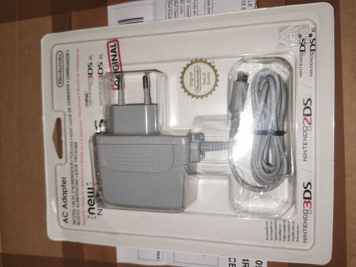 Chargeur 3ds 2ds xl ou pas - photo numéro 1