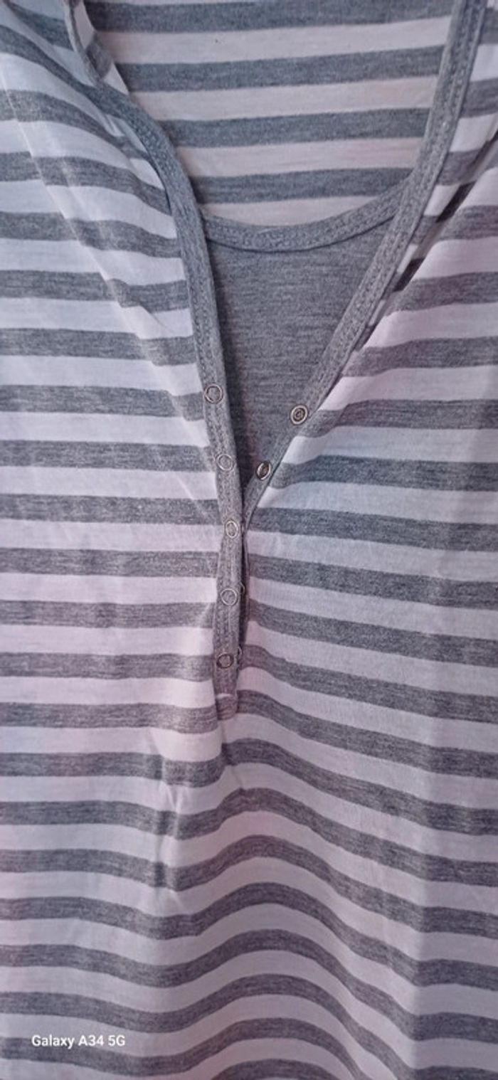 Tee shirt rayés - photo numéro 4