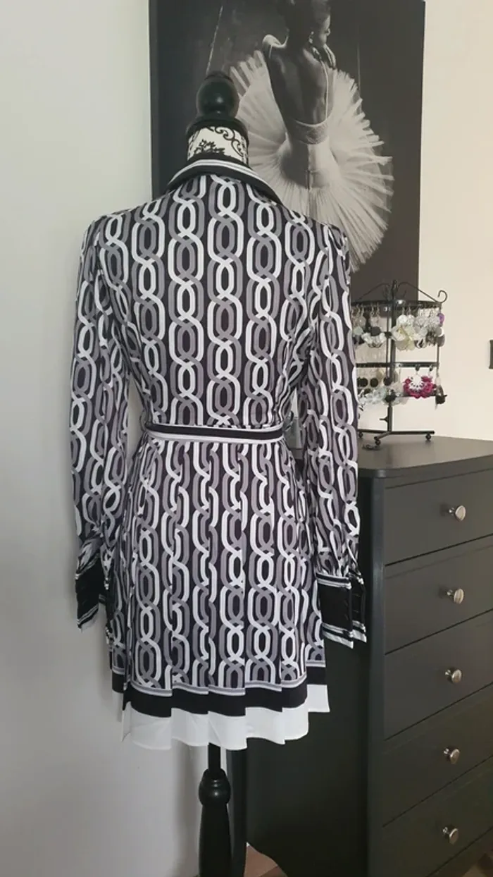 Robe bas plissé - photo numéro 3