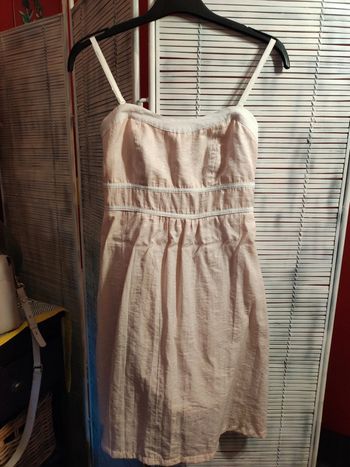 Robe rose et blanche