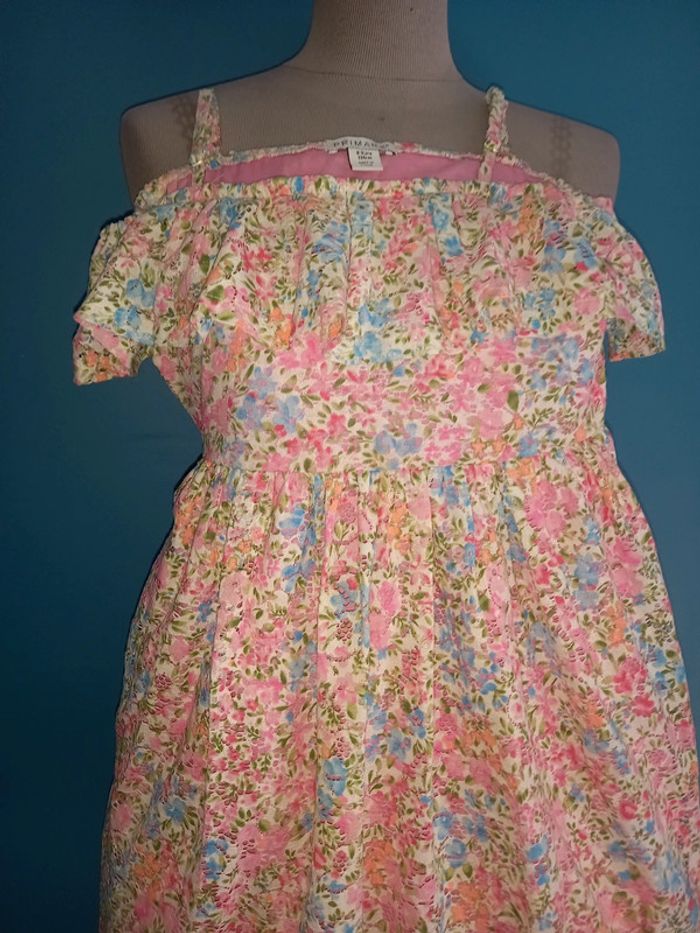 Robe 8/ 9 ans - photo numéro 3