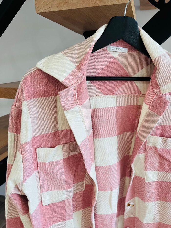 Veste chemise carreaux bûcheron rose et blanche oversize - photo numéro 4
