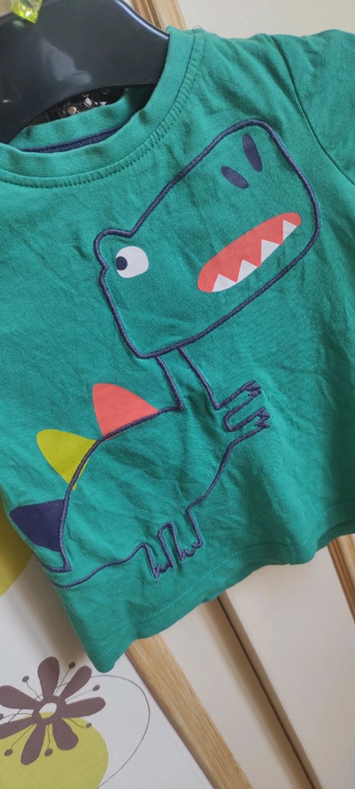 Tee shirt dinausaure - photo numéro 2