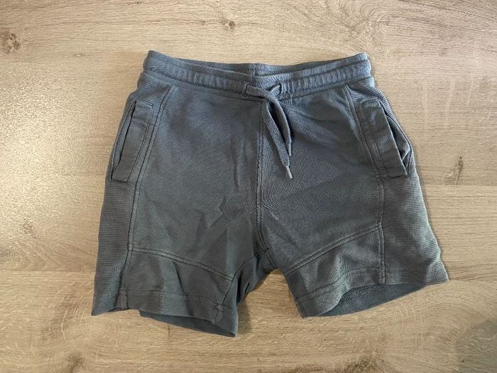 short garçon