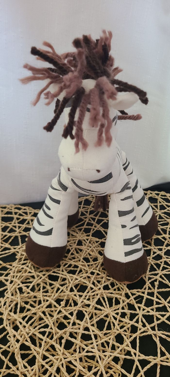 doudou peluche zebre billes peau de pêche nature et decouvertes