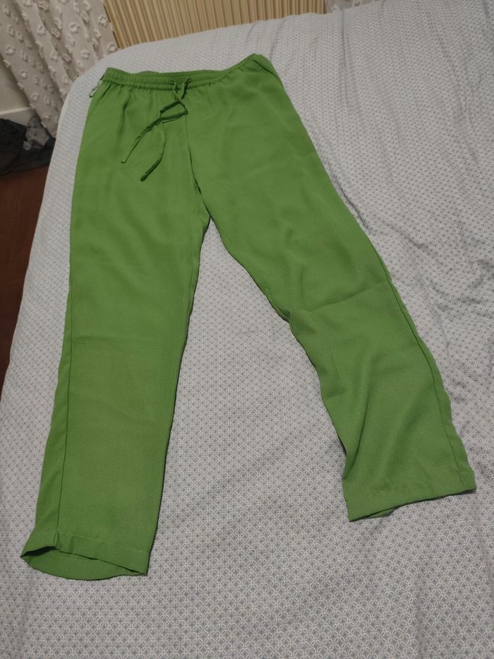 Pantalon vert chino confortable