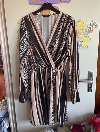 Robe à motifs à manches longues, taille unique, marque Boohoo