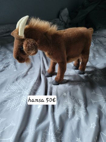 Peluche chèvre réaliste