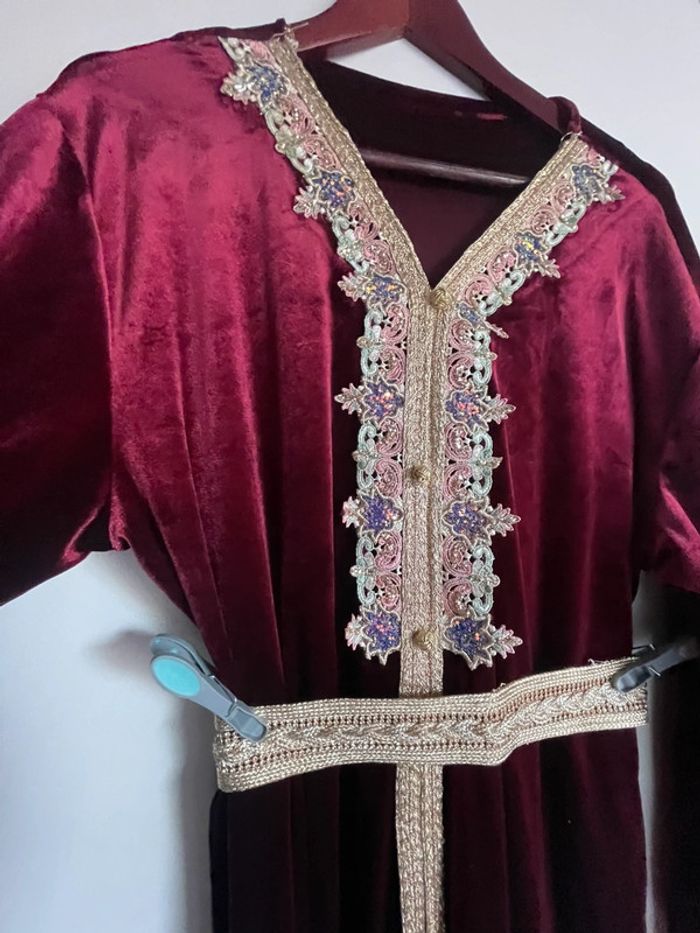 Caftan rouge or - photo numéro 3