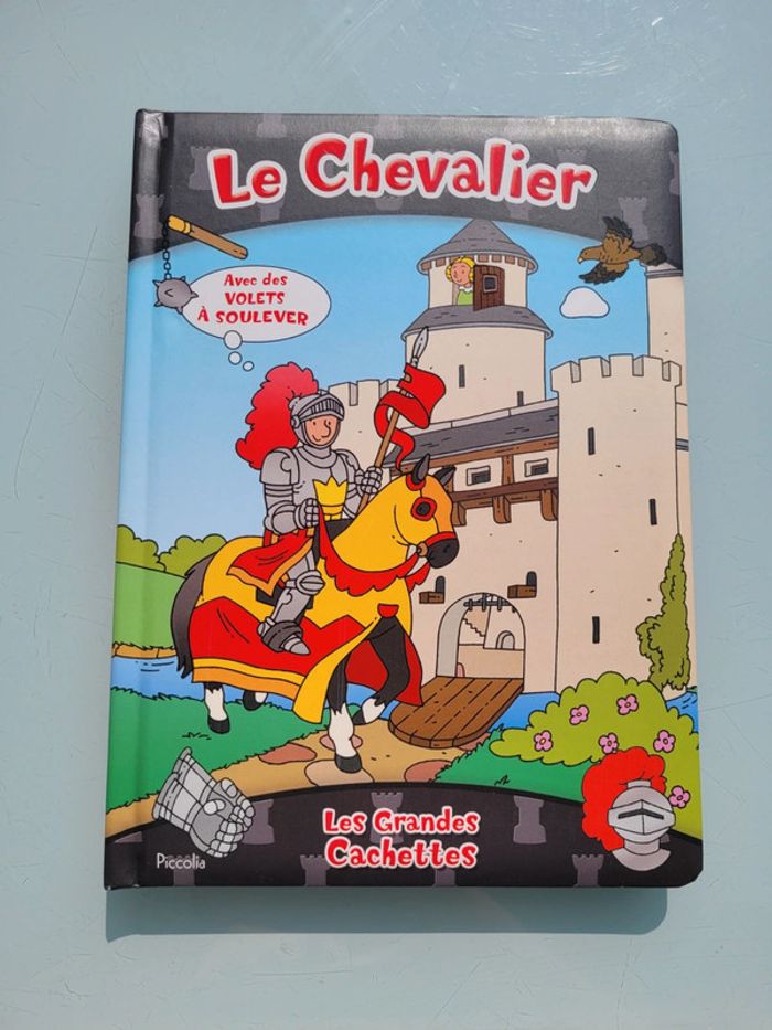 Livre à volets Le Chevalier 🛡 collection les grandes cachettes piccolia (48) - photo numéro 2