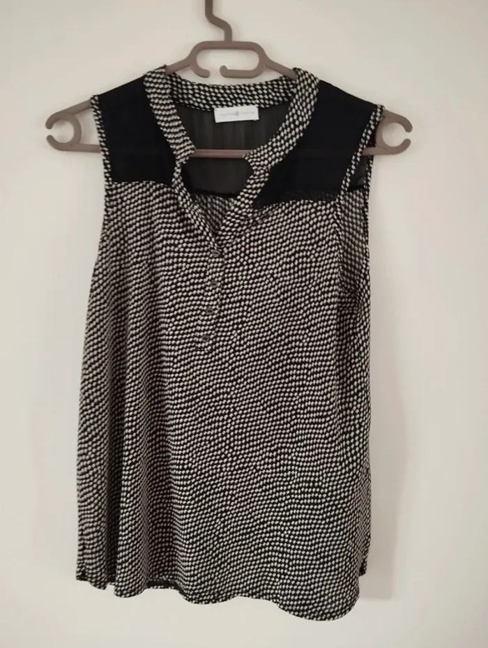 Débardeur noir et blanc