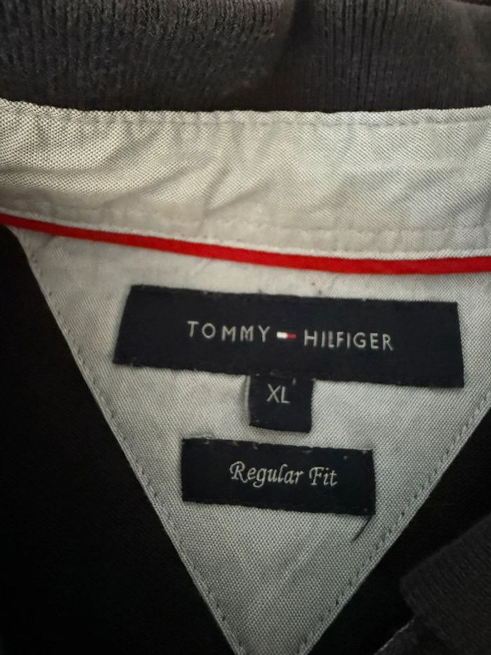 Polo tommy hilfiger logo brodé taille XL - photo numéro 2