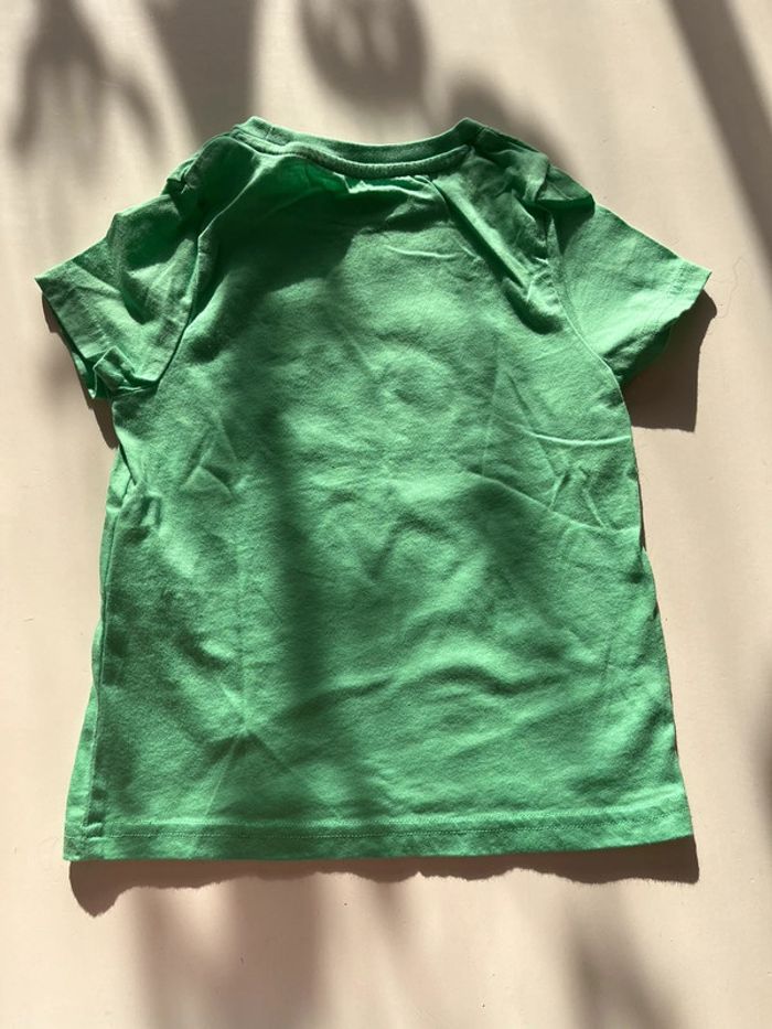 T-shirt vert - photo numéro 2