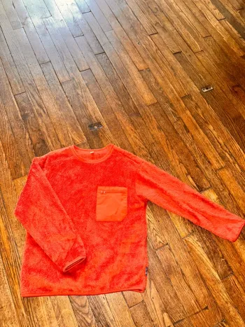 Pull Uniqlo tout doux 8 ans Couleur brique