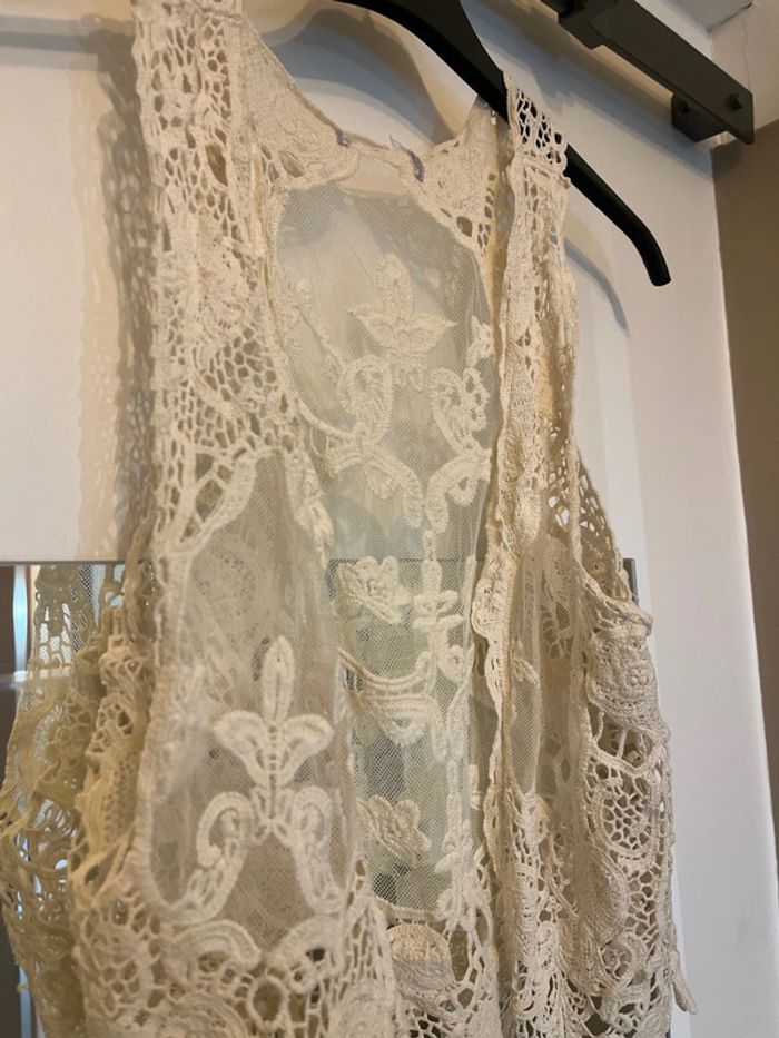 Gilet sans manches en dentelles vintage - photo numéro 2